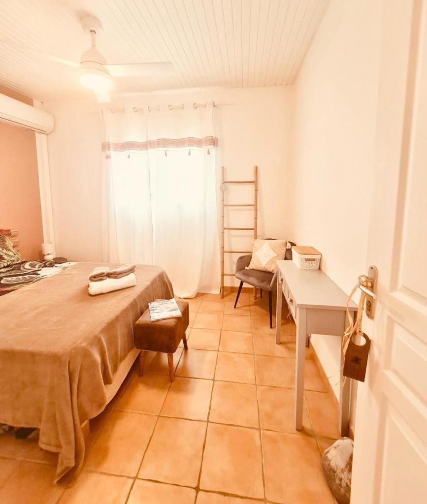 Villa Avec Vue T2 A T5 Duo De La Baie Льо Робер Екстериор снимка