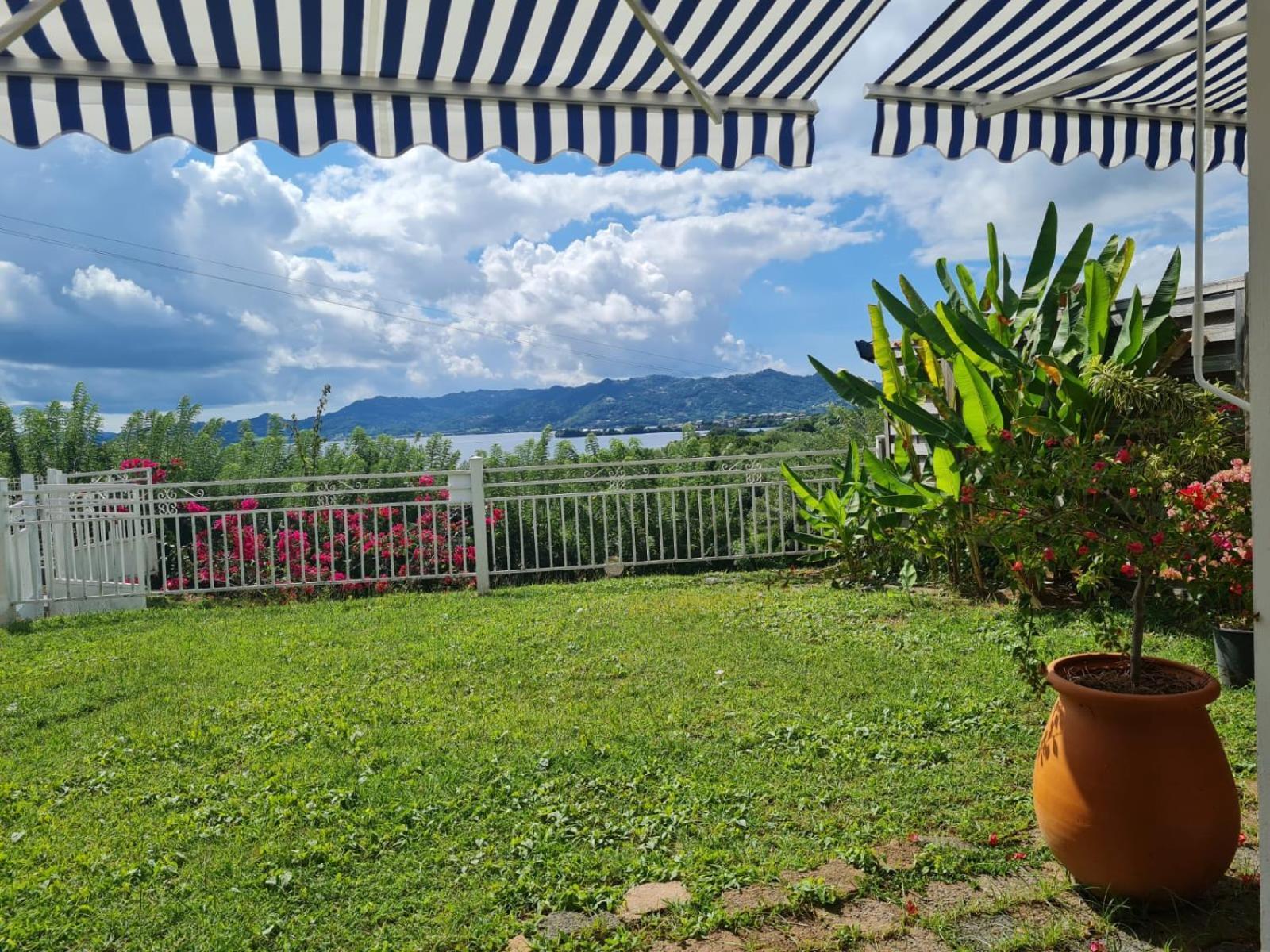 Villa Avec Vue T2 A T5 Duo De La Baie Льо Робер Екстериор снимка